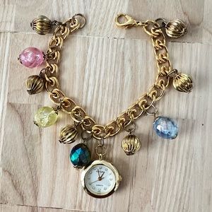 Futura ladies gold tone charm bracelet fashion watch NEW BATTERY